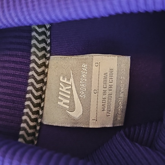 Nike Full Zip Athletic Jacket - Picture 8 of 10